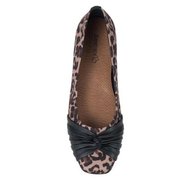 Baretraps Chainey Casual Leopard Flats - Picture 7 of 10